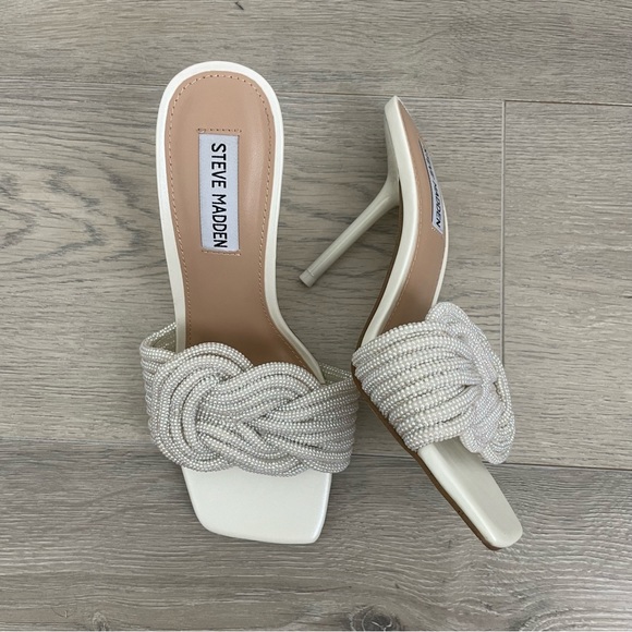 Steve Madden applaud white beaded heels sandals - Picture 5 of 9